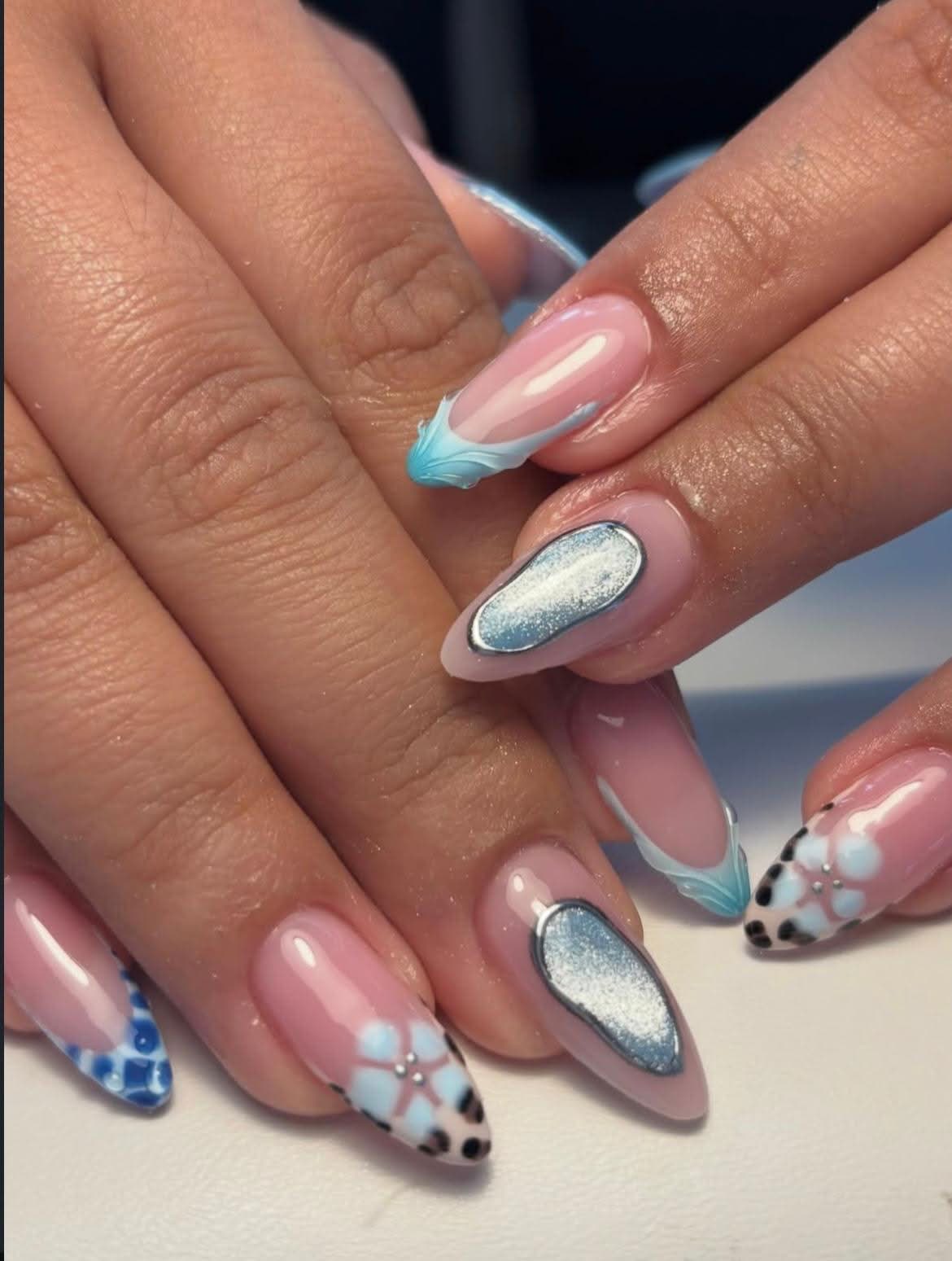 Detailed nail design